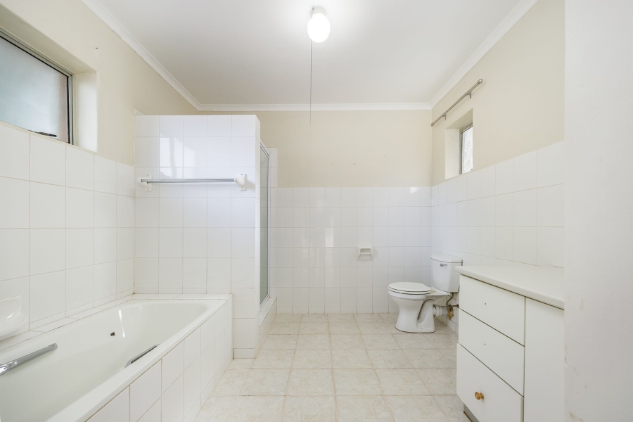 4 Bedroom Property for Sale in Valmary Park Western Cape